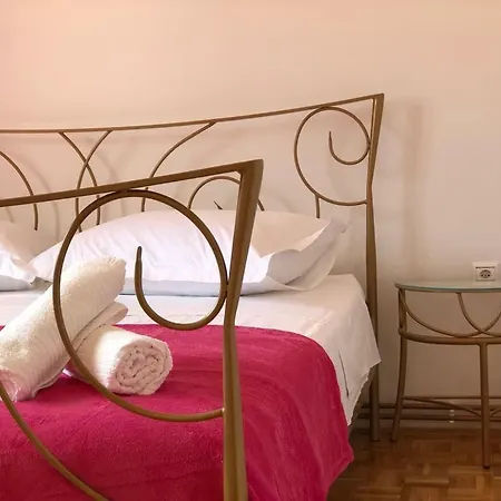 Apartman Bata * Omis